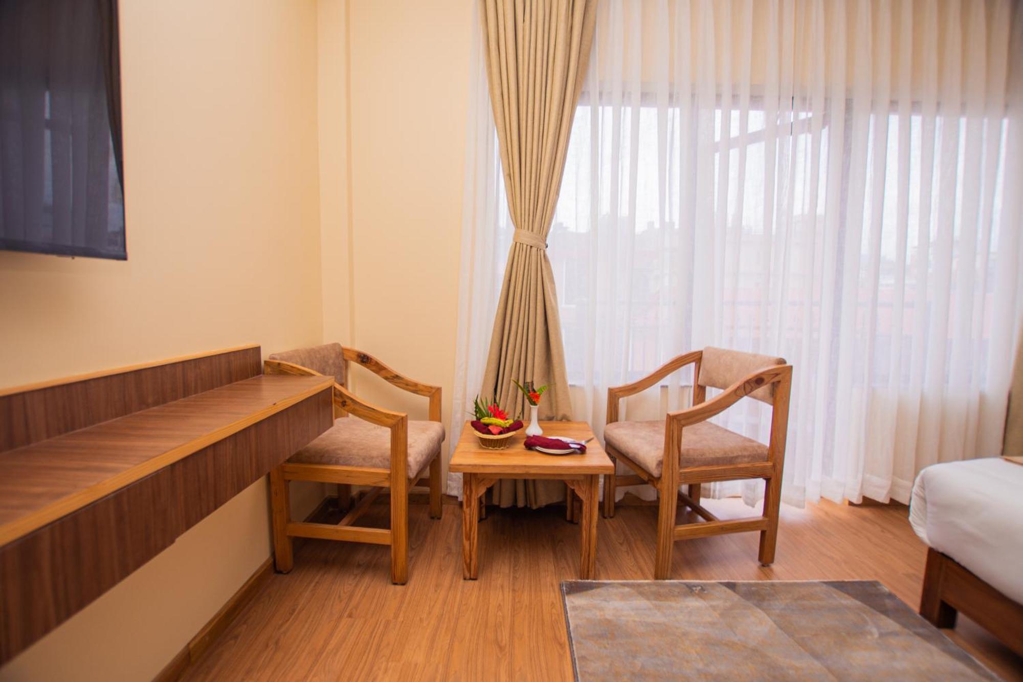 Temple Himalaya Hotel & Spa Pokhara Eksteriør bilde