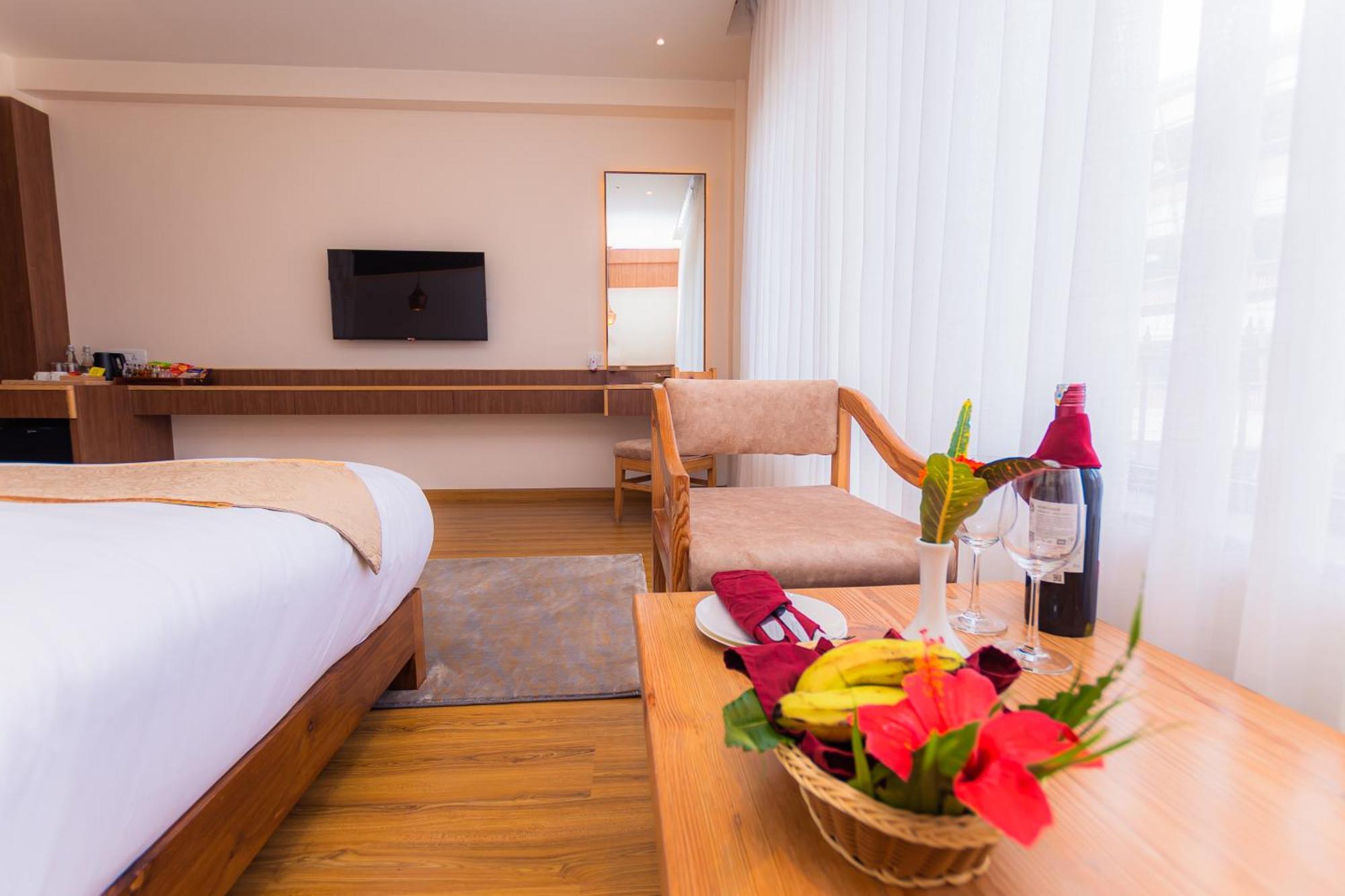Temple Himalaya Hotel & Spa Pokhara Eksteriør bilde